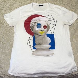 Men’s INIMIGO T-Shirt. Size Large.
